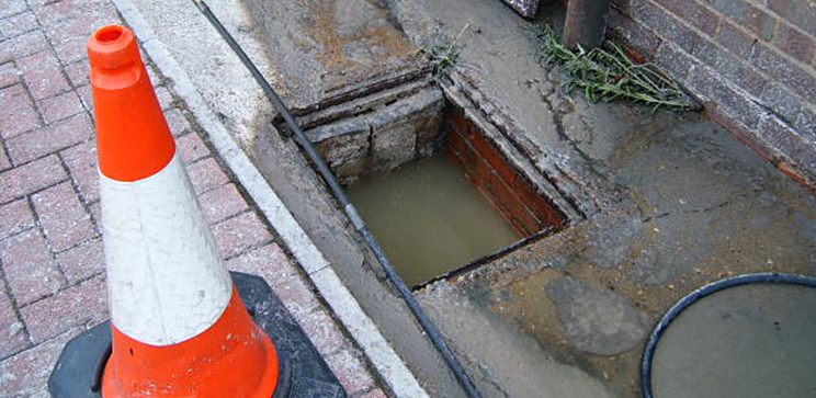 blocked-drainage-cobham.jpg